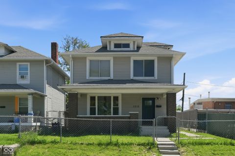 Photo of 1015 N Oxford Street, Indianapolis, IN 46201 (MLS # 22102162)