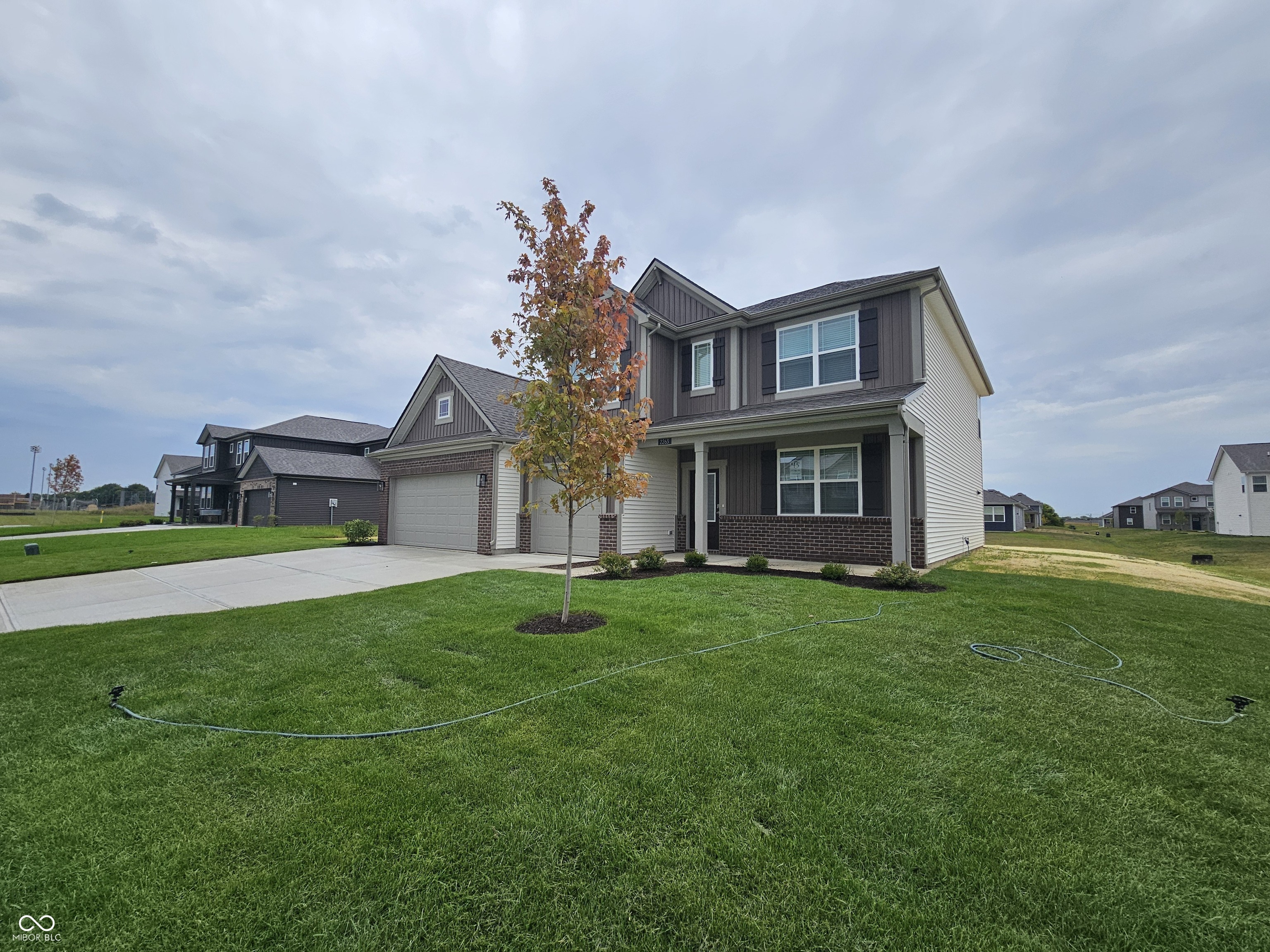 2263 Oakmont Drive