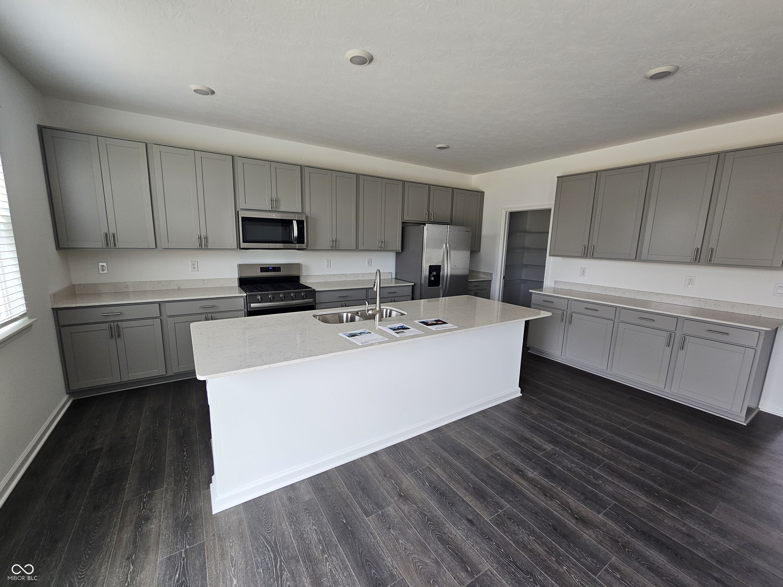 2263 Oakmont Drive