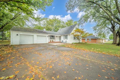 1525 Greenway Drive Anderson IN 46011