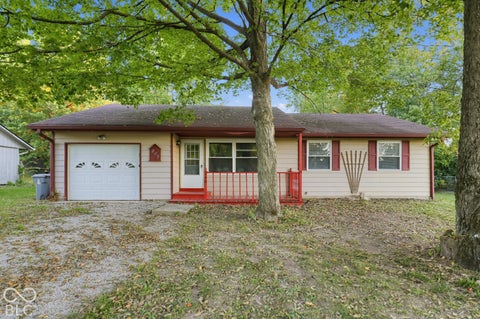 Photo of 940 Beacon Lane, Cicero, IN 46034 (MLS # 22130207)