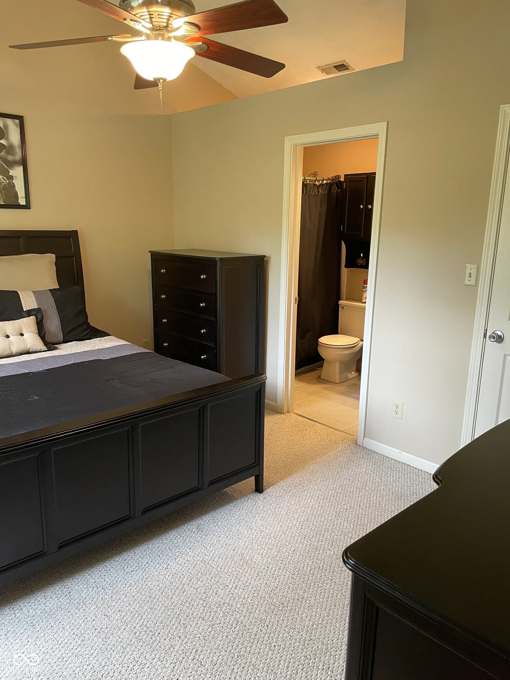 Fishers, Indiana 46038, United States, 2 Bedrooms Bedrooms, ,2 BathroomsBathrooms,Residential,Active,195434