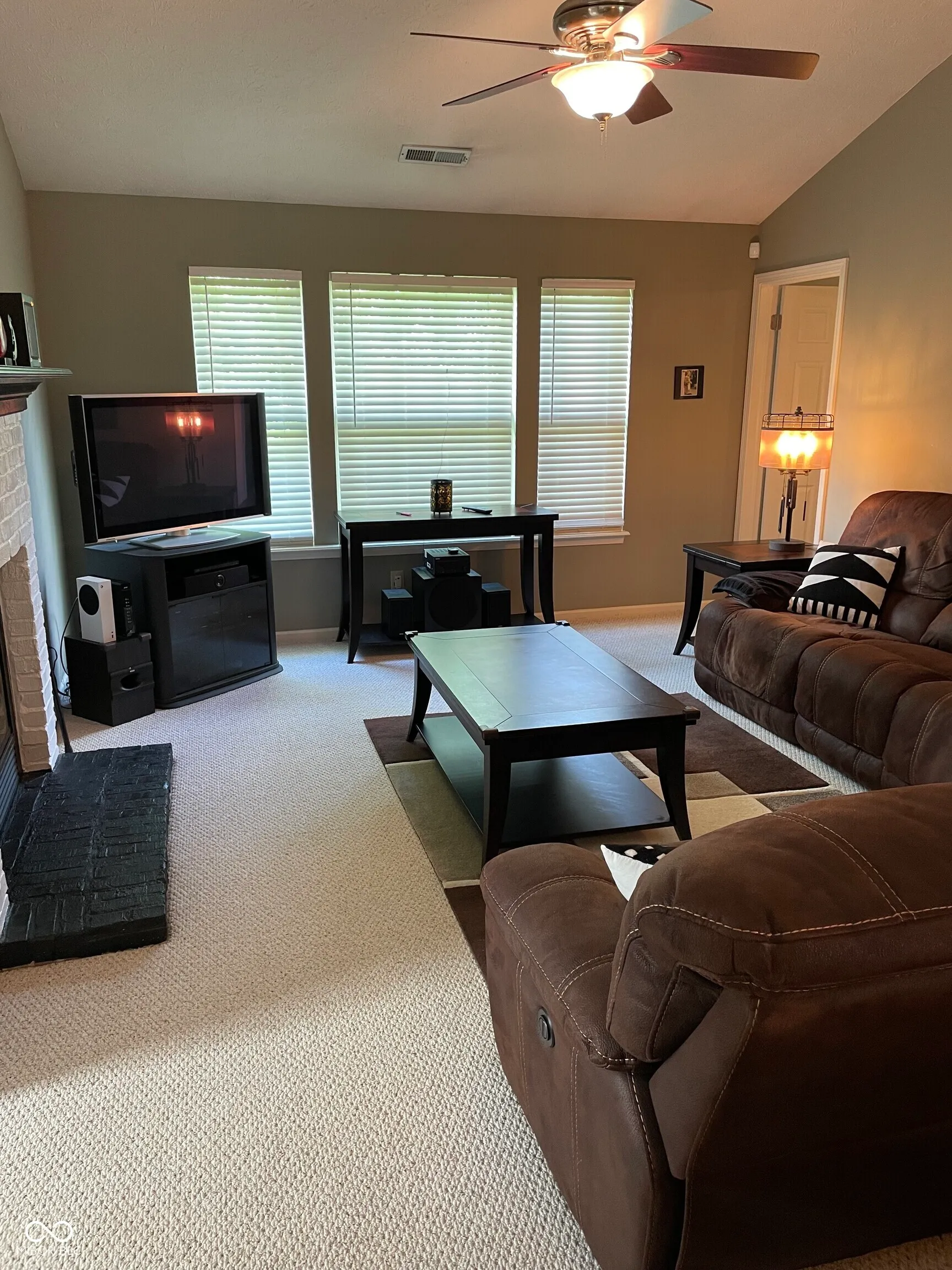 Fishers, Indiana 46038, United States, 2 Bedrooms Bedrooms, ,2 BathroomsBathrooms,Residential,Active,195434