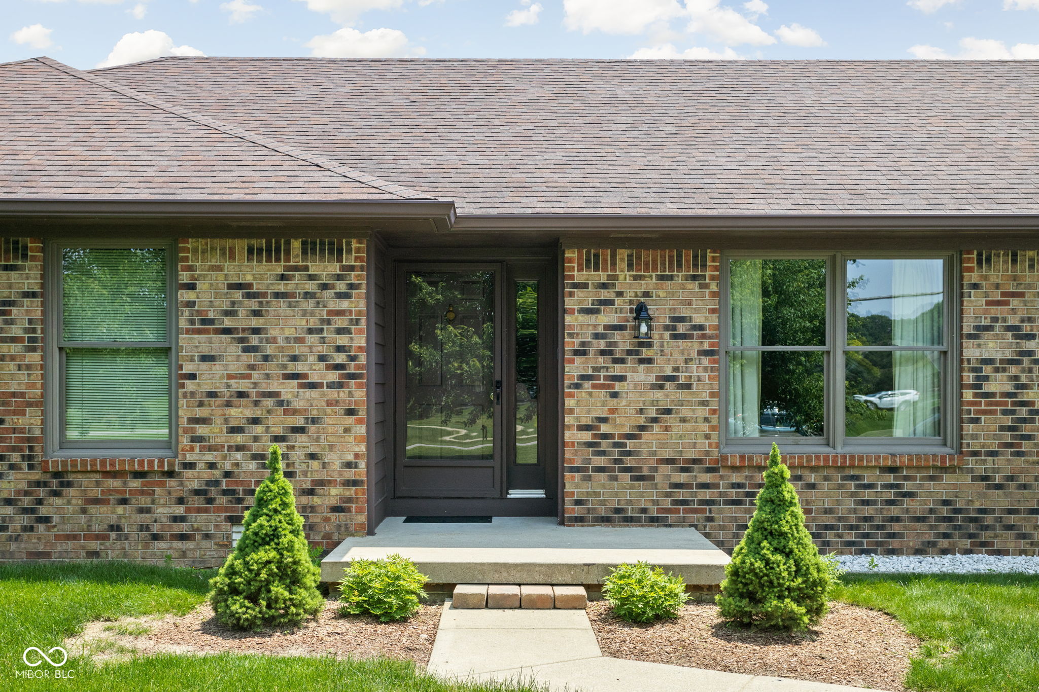 5905 N County Rd 600 E