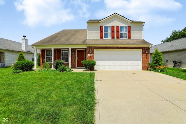 4220 BALLYBAY LN, INDIANAPOLIS, IN 46239 - Image ee24a465b81a2e1984028ae45e33db7d/1456898932