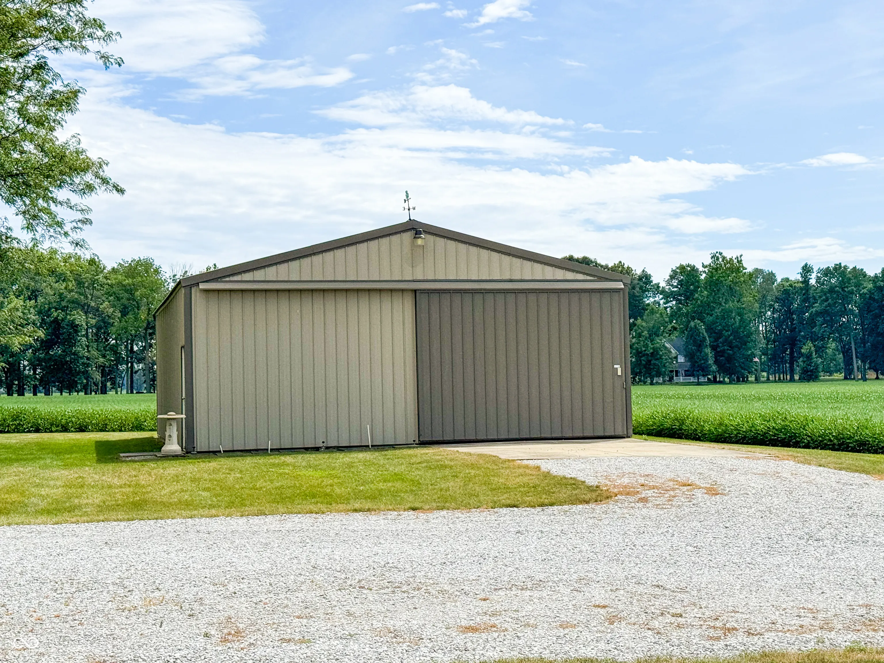 Lebanon, Indiana 46052, United States, 3 Bedrooms Bedrooms, ,2 BathroomsBathrooms,Residential,Pending,194853