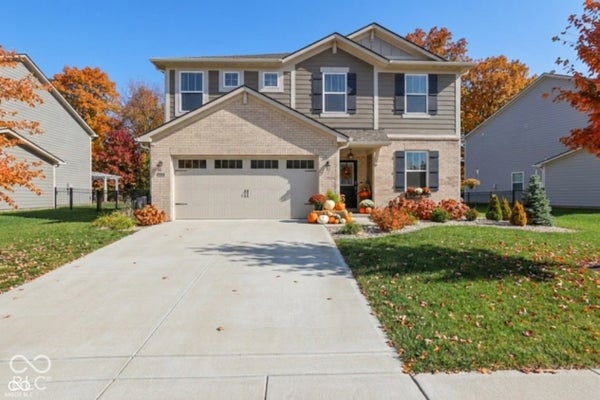 9767 ALZADA DR, FISHERS, IN 46040 - Image ee3533f09fa43dcfee265f454926fbdb/3658745819