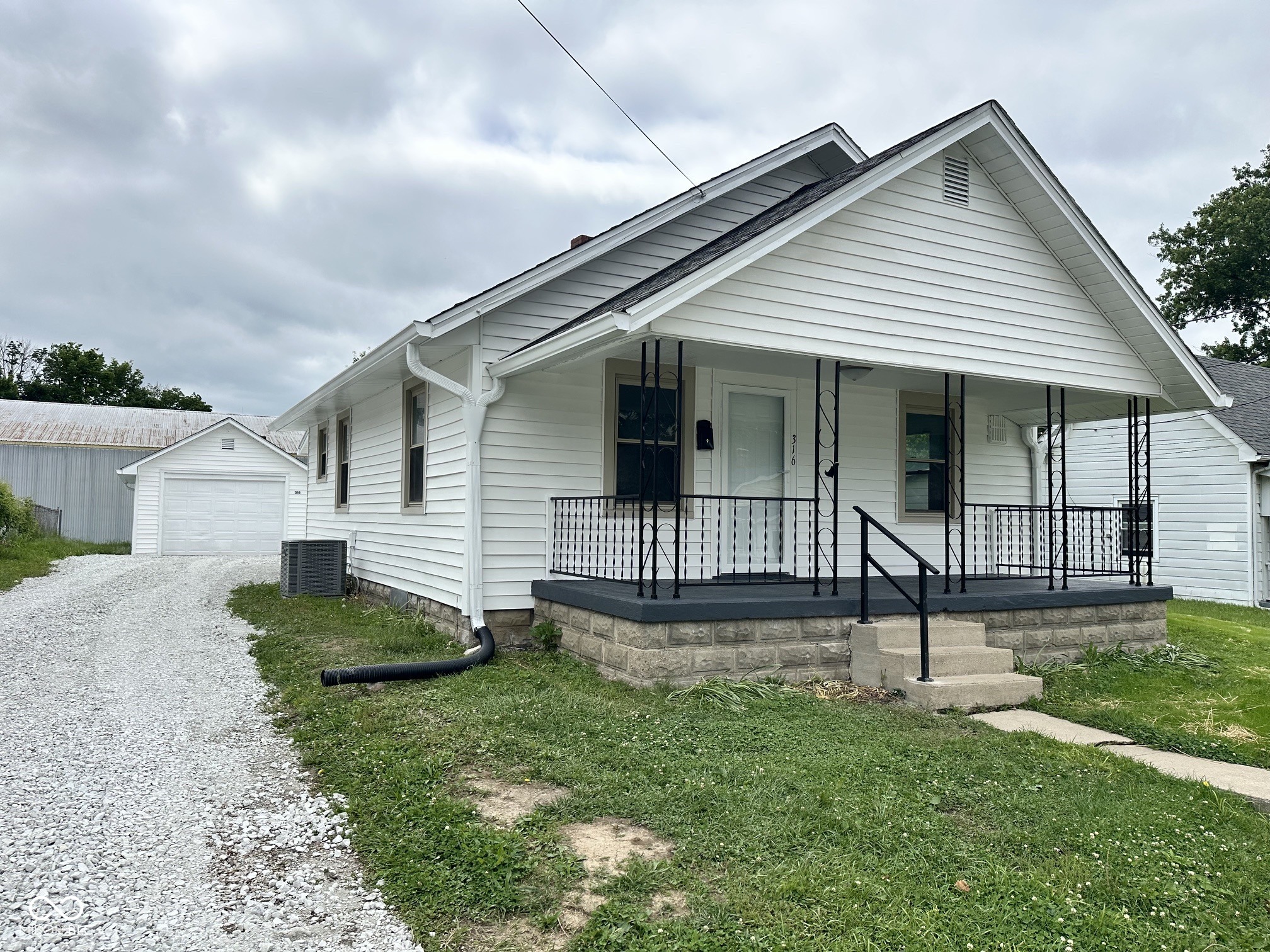 Photo 1 of 16 — 316 N College Avenue, Greencastle, IN 46135
