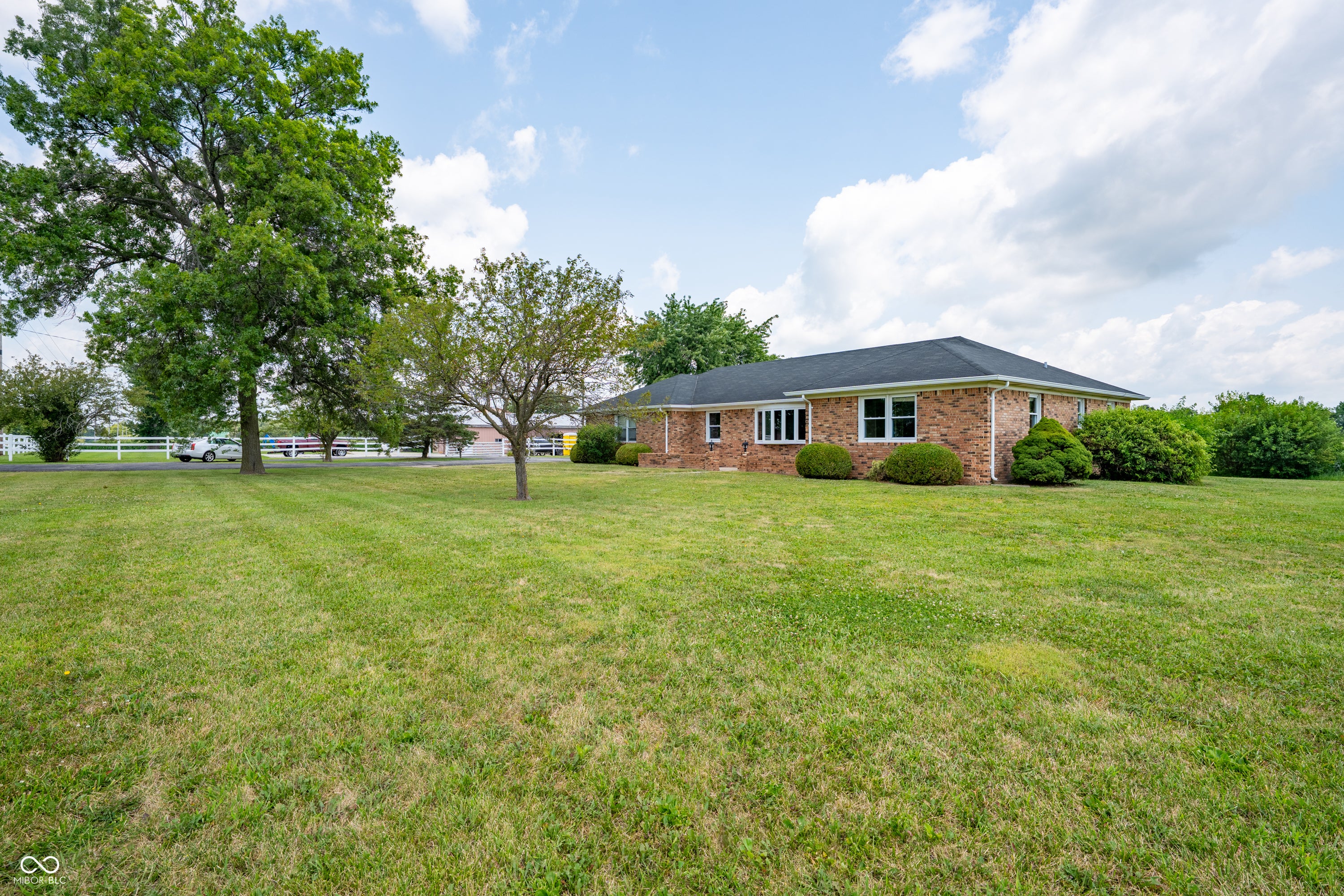 1041 N Us Highway 421