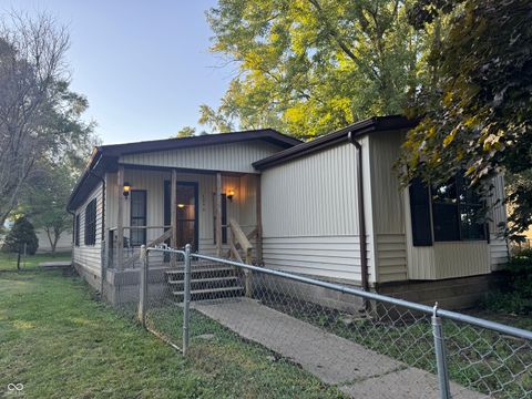 1103 S Brady Street Attica IN 47918