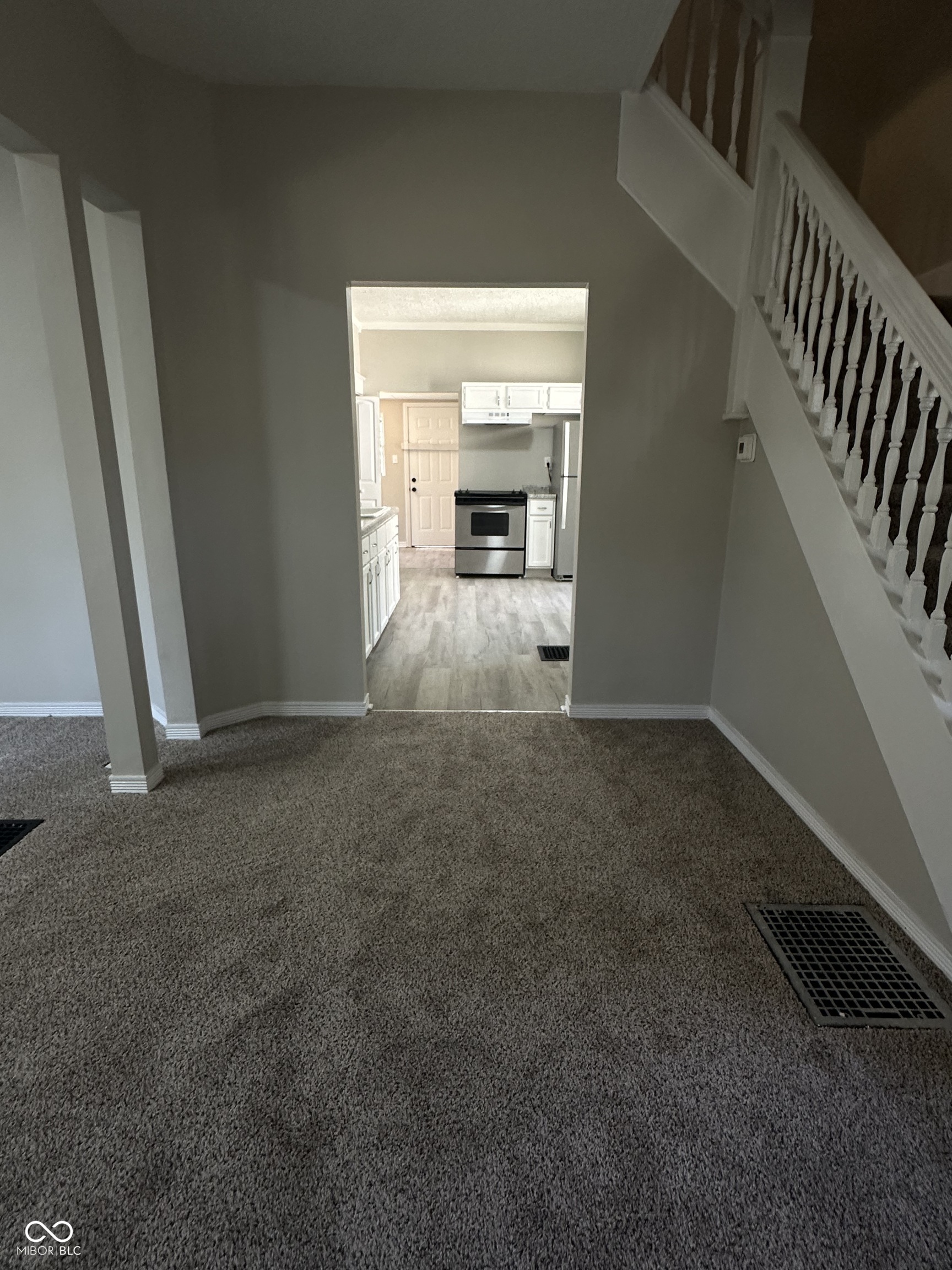 342 N Gladstone Avenue