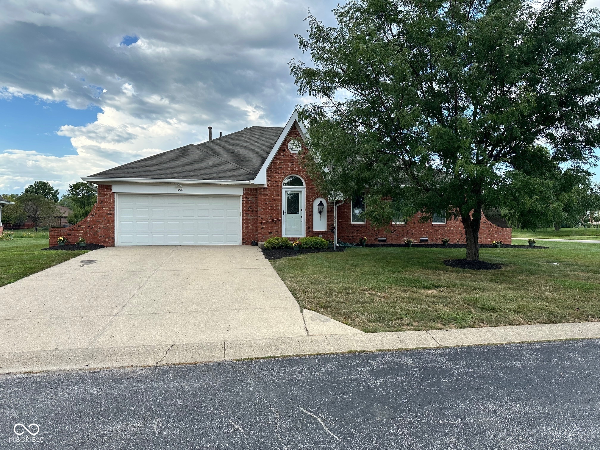 Photo 1 of 41 — 390 Vinewood Drive N, Brownsburg, IN 46112