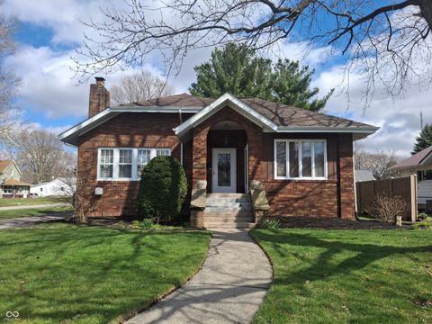 Photo of 107 N Jackson Avenue, Fowler, IN 47944 (MLS # 22092267)