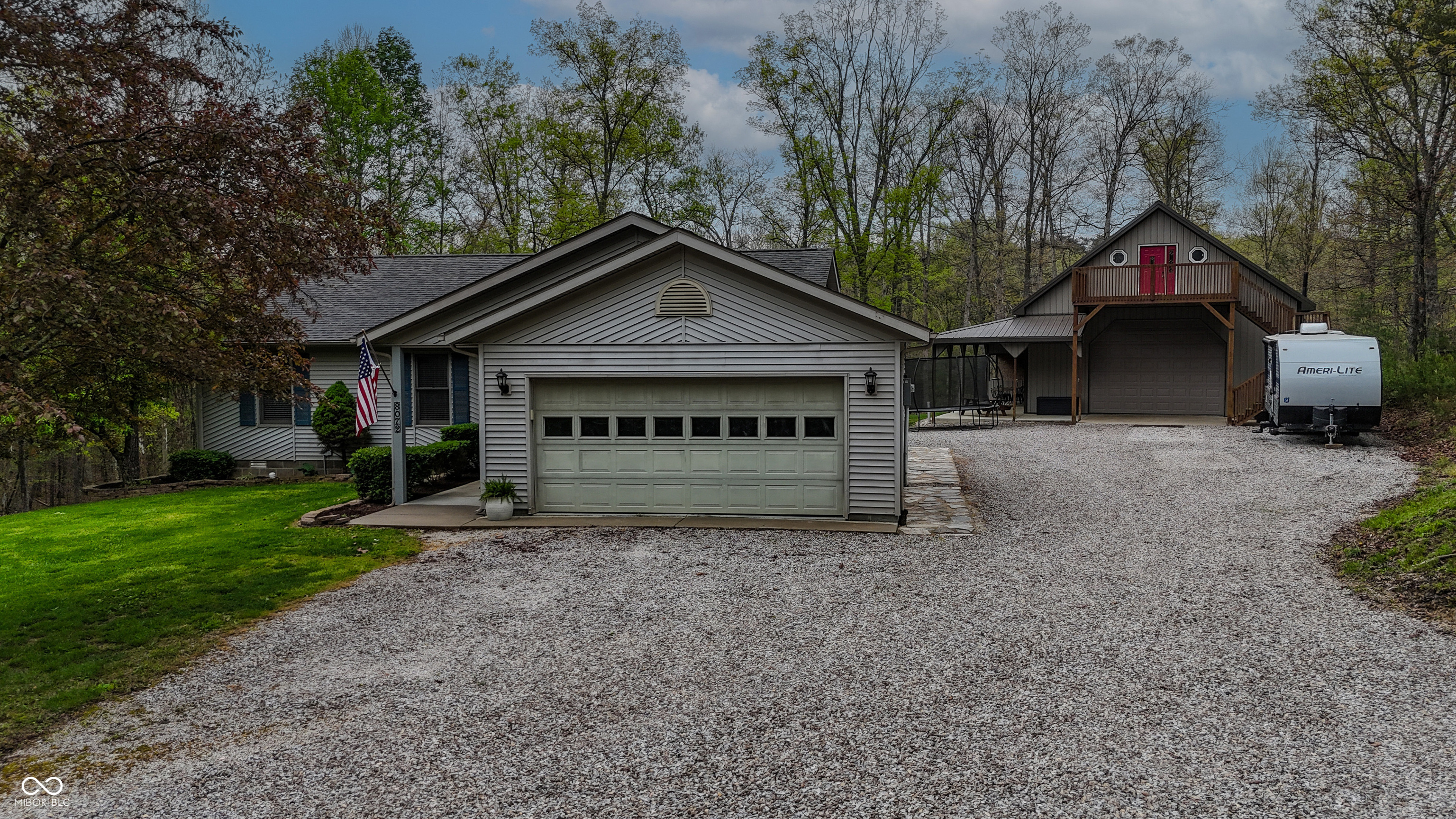 8072 Jonathans Court