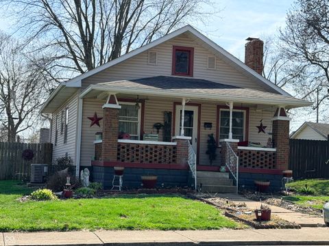 Photo of 109 E Washington Street, Mooresville, IN 46158 (MLS # 22091640)