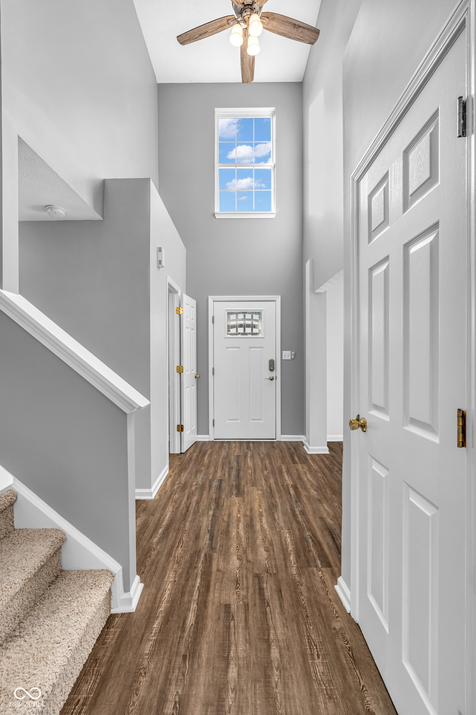 2906 Shadow Lake Drive