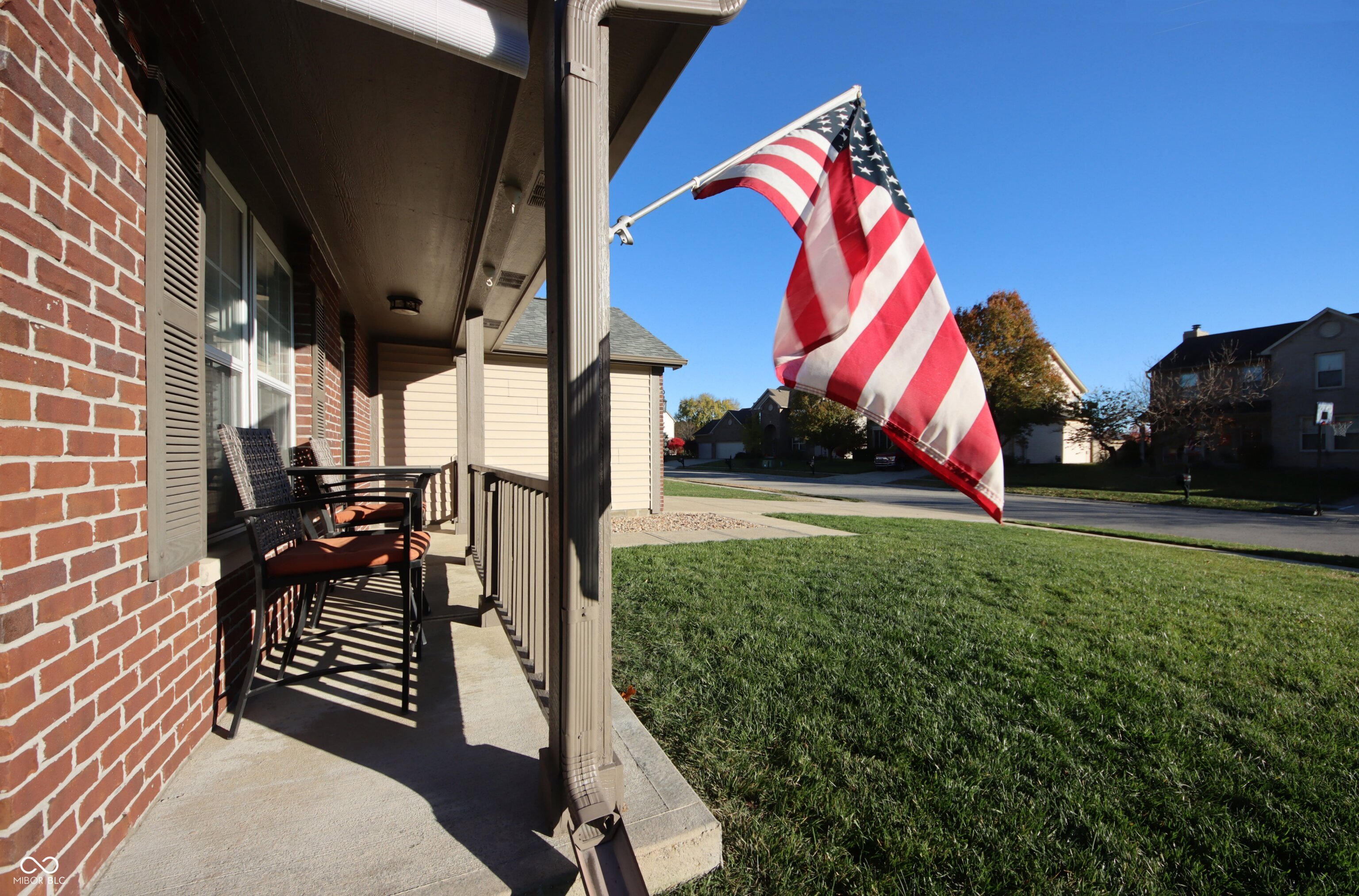 2906 Shadow Lake Drive