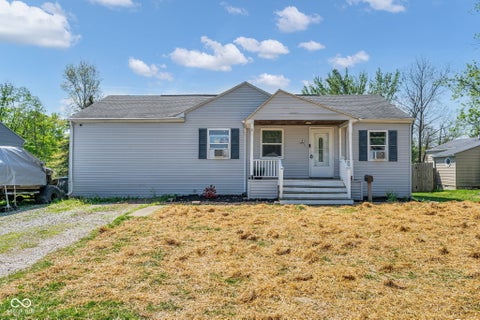 Photo of 655 Barrett Street, Danville, IN 46122 (MLS # 22097045)