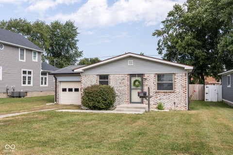 Photo of 644 South Street, Noblesville, IN 46060 (MLS # 22121895)