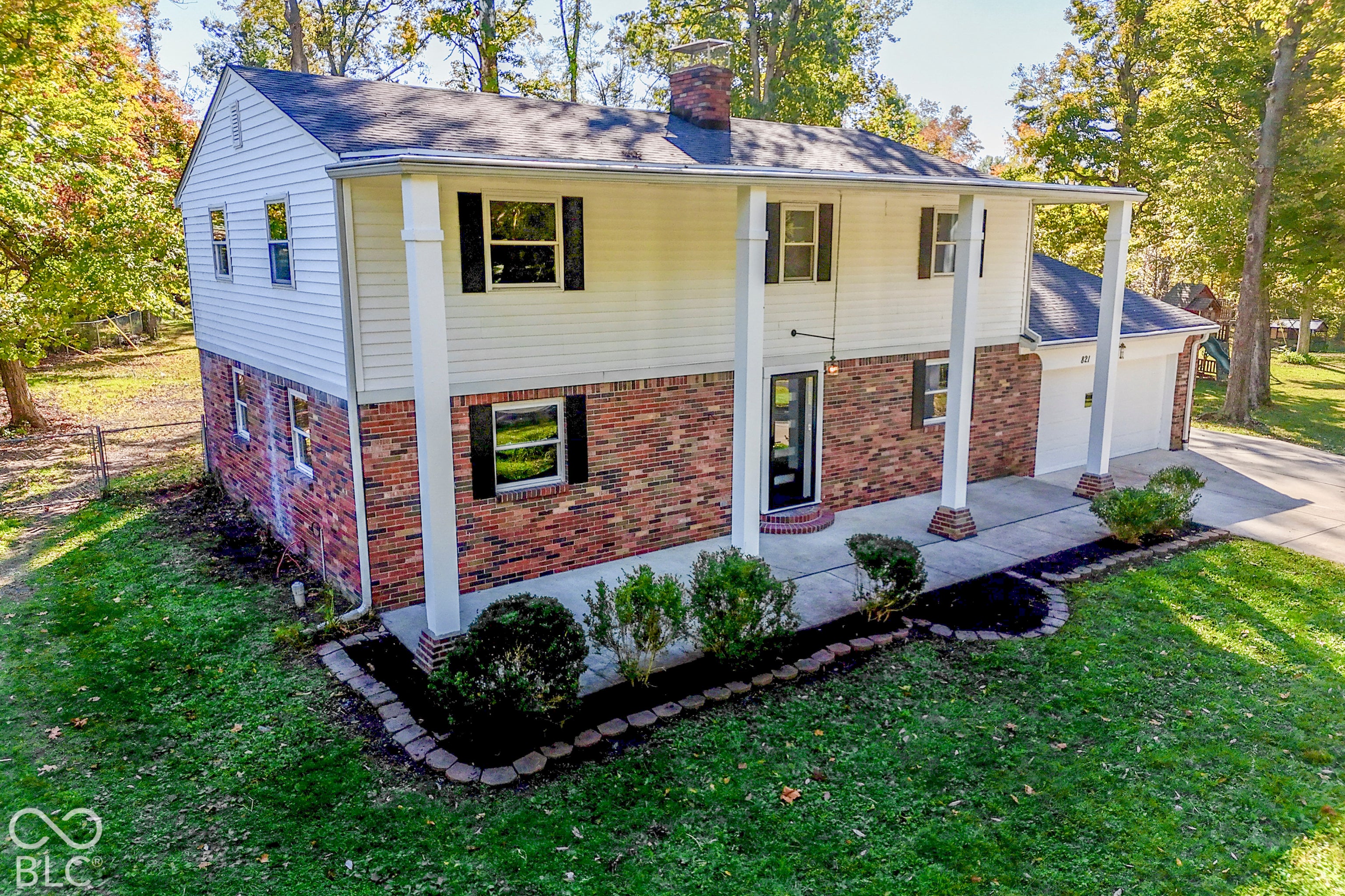 821 Merry Lane