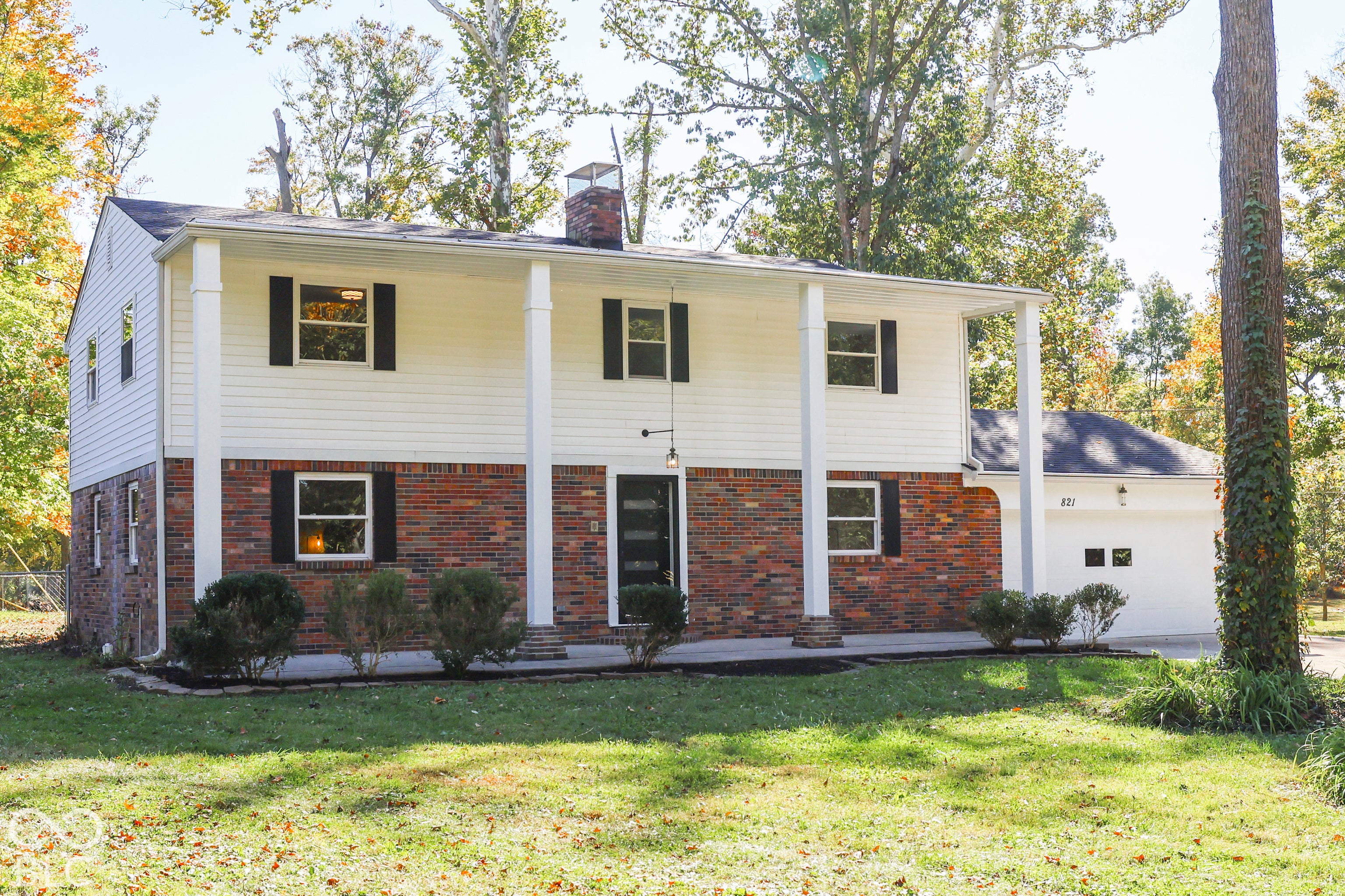 821 Merry Lane