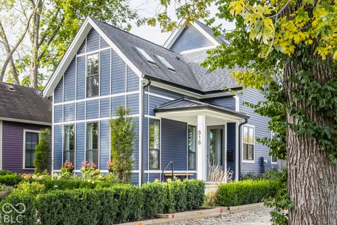 Photo of 818 N Oriental Street, Indianapolis, IN 46202 (MLS # 22133570)
