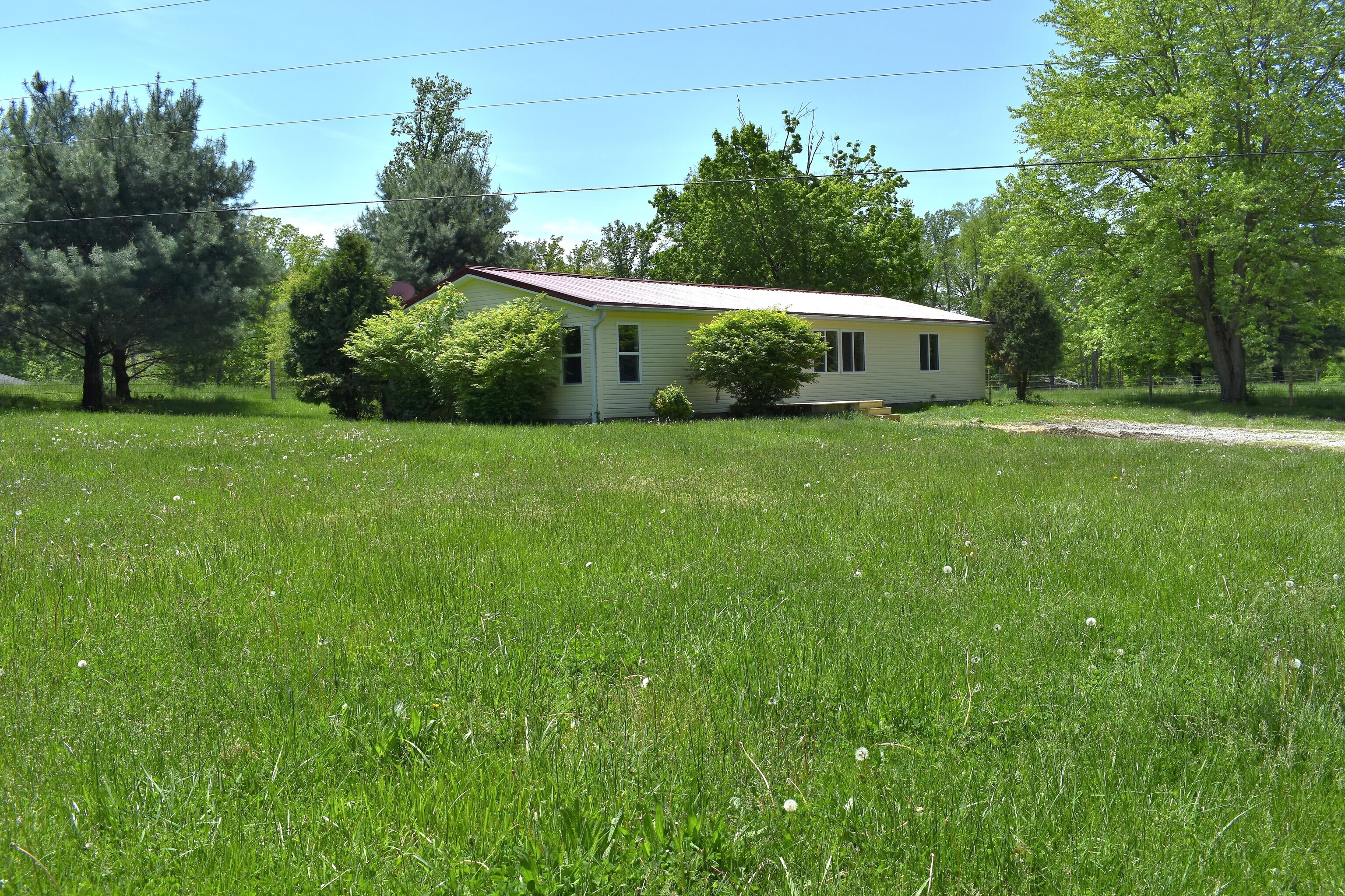 Photo 1 of 23 — 4870 Little Hurricane Road, Martinsville, IN 46151
