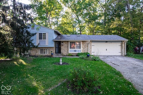 Photo of 6730 Woodmere Circle, Indianapolis, IN 46260 (MLS # 22130517)