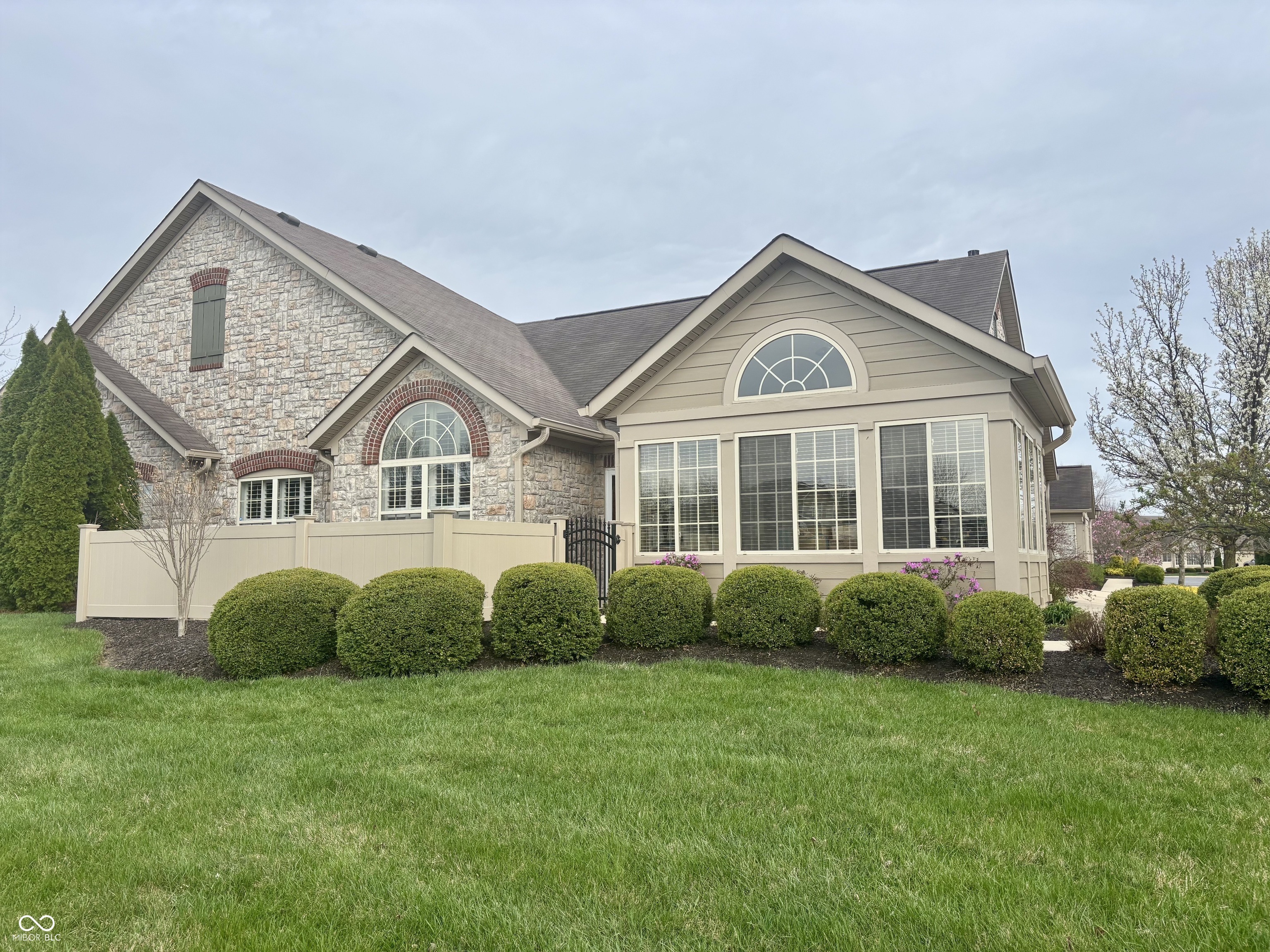 13832 Rue Fontaine Lane