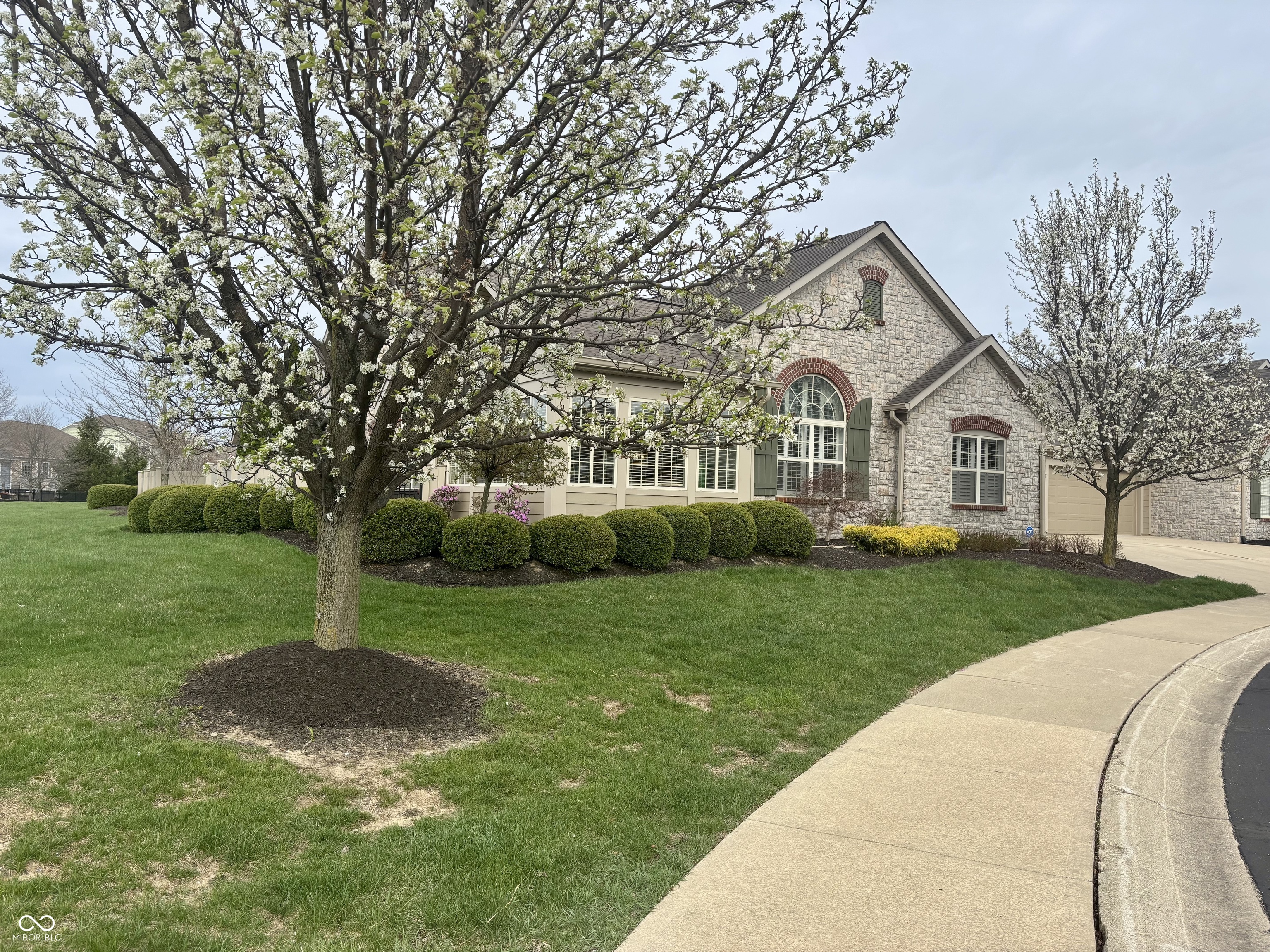 13832 Rue Fontaine Lane