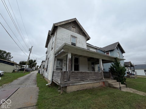 Photo for 216 W 3rd Street