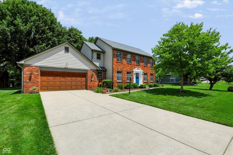 Photo of 5820 Dan Patch Drive, Indianapolis, IN 46237 (MLS # 22107286)