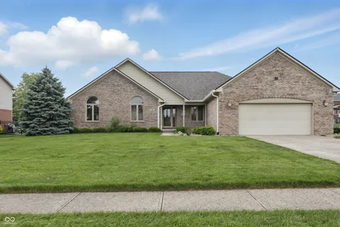 105 Meadowview Lane, Greenwood, IN 46142 - MLS#: 22038659