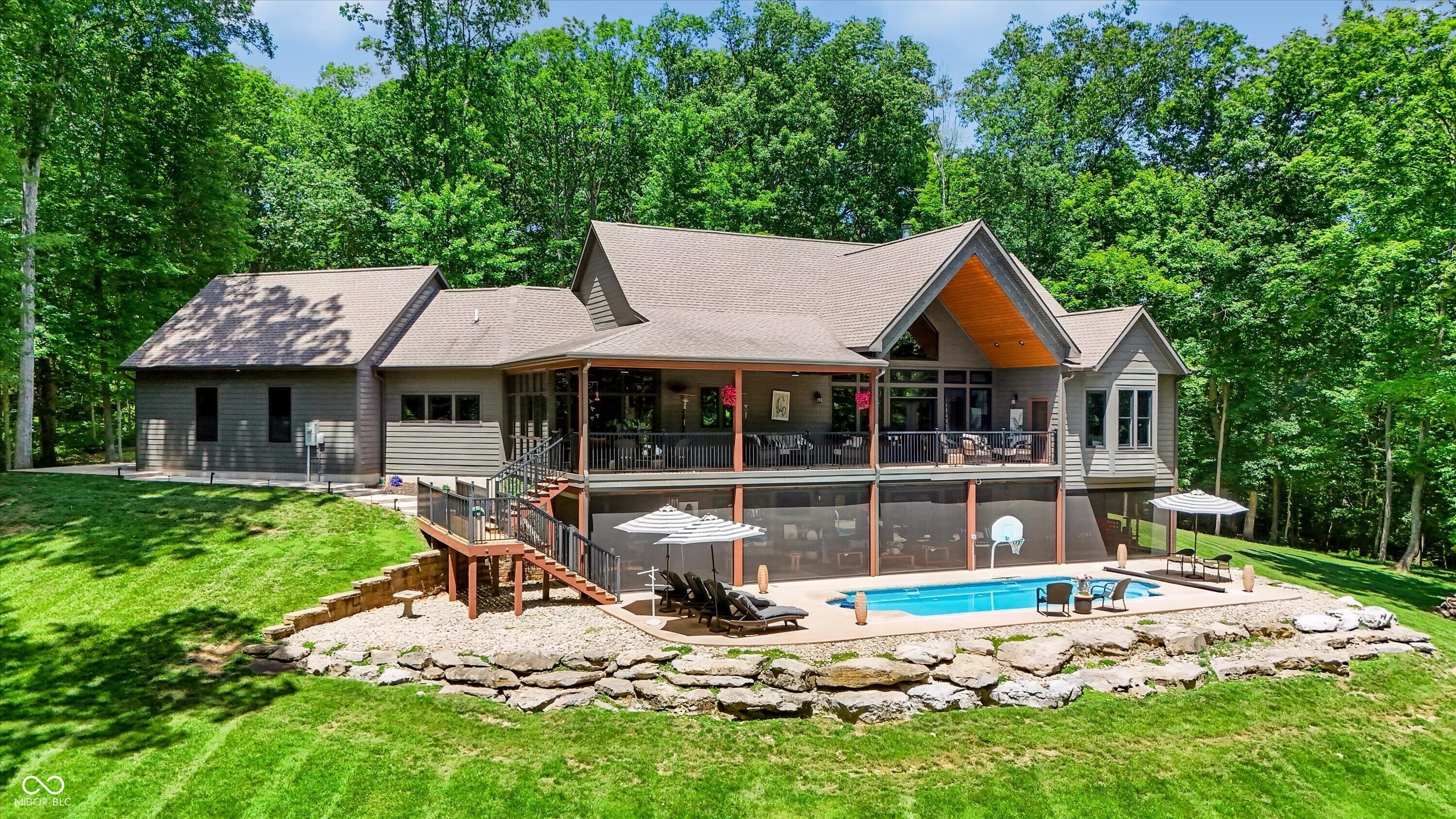 2731 W Lost Mans Lane