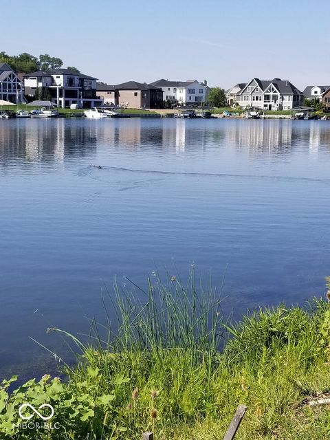 13697 Haven Cove Lane Fishers IN 46055