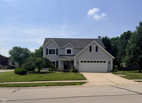 Photo of 10804 Thistle RDG, Fishers, IN 46038 (MLS # 22107260)