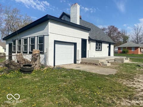 Photo of 705 Lennox Street, Anderson, IN 46012 (MLS # 22113866)
