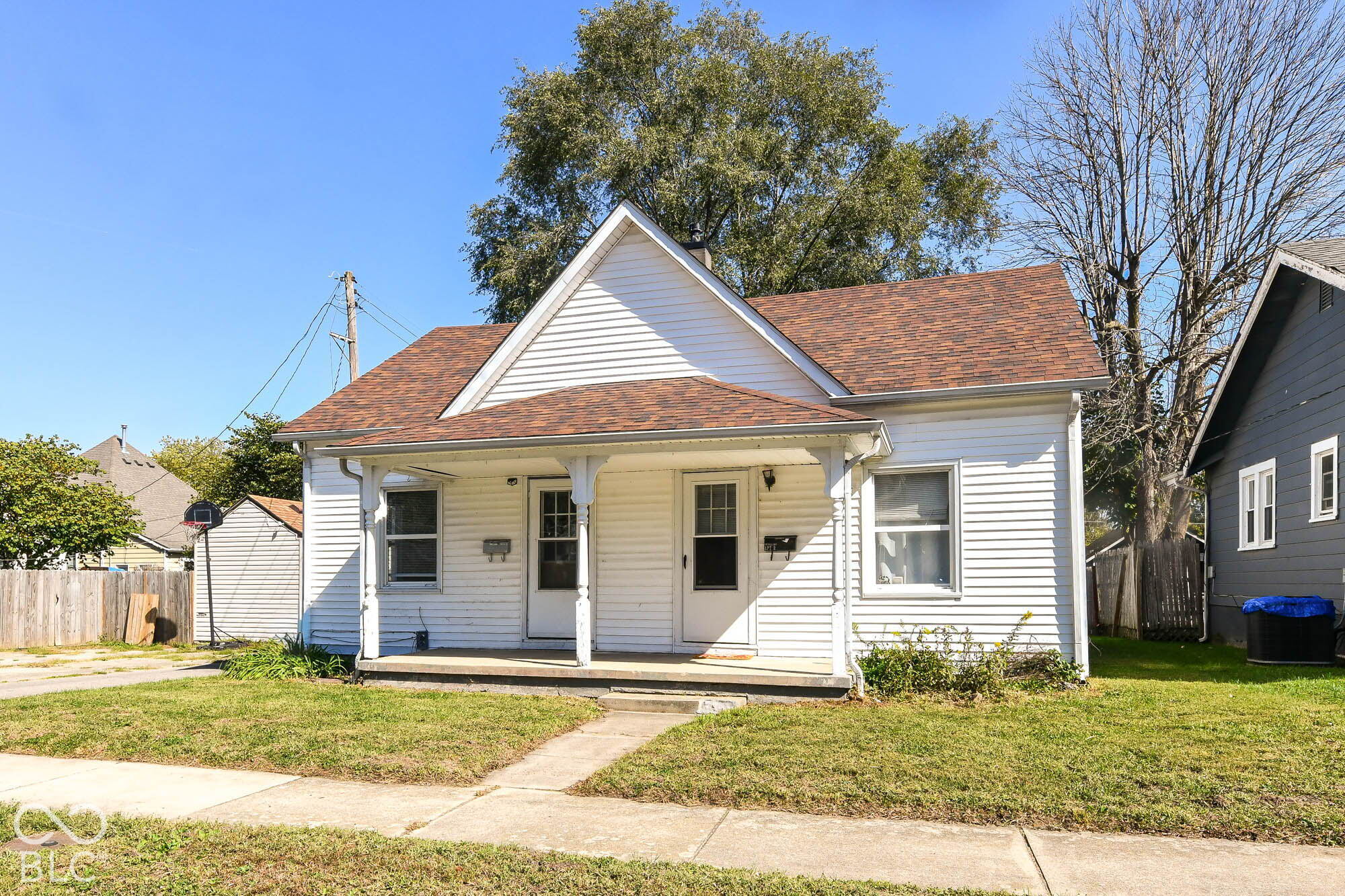24 Elliott Street