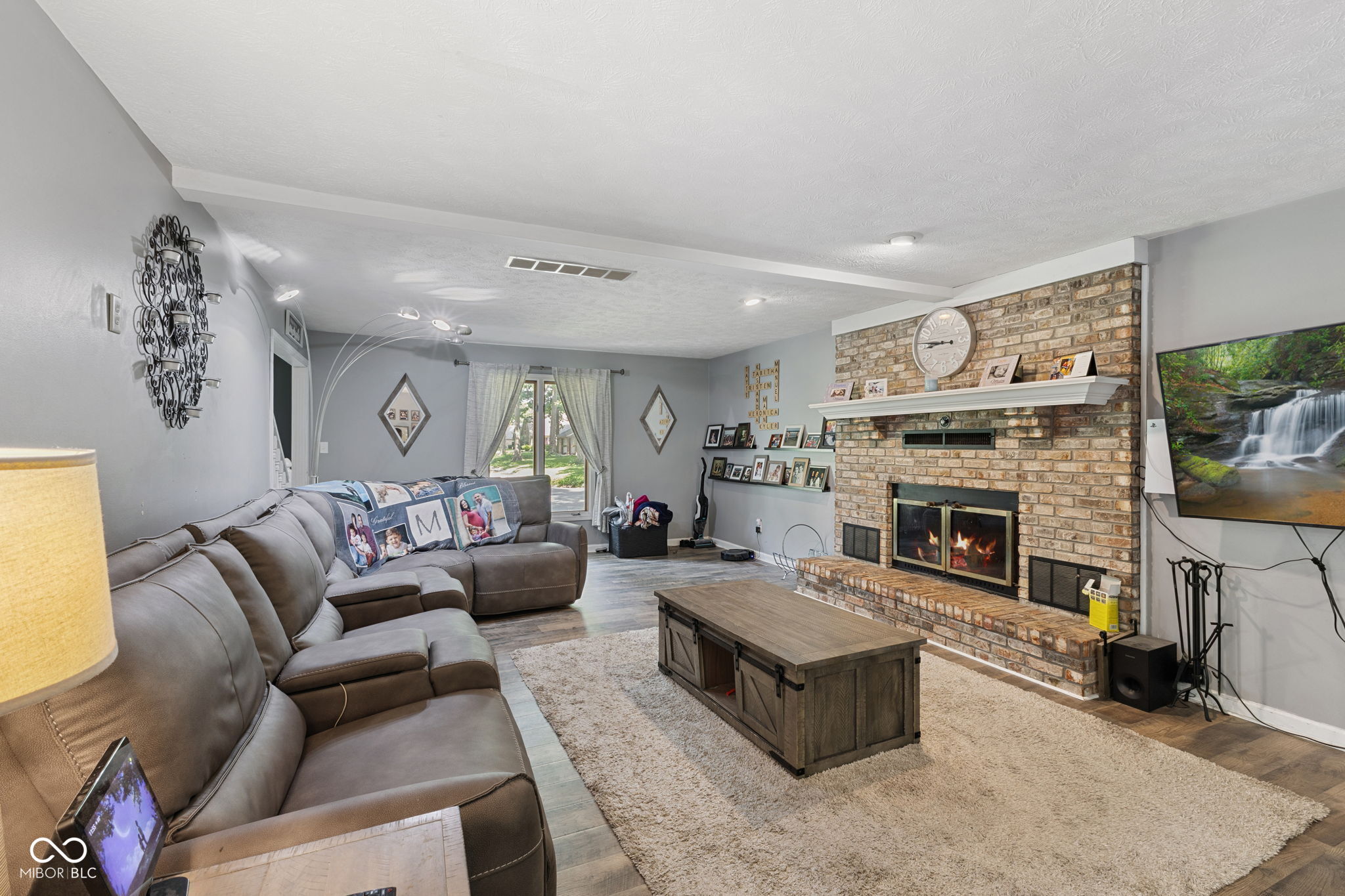 429 Glenbrook Lane