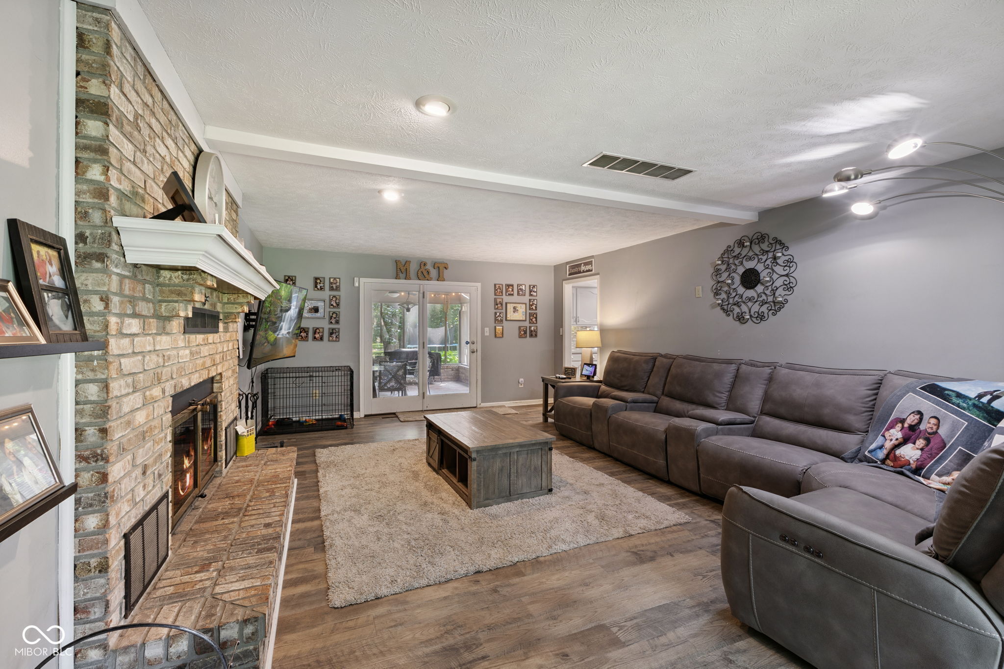 429 Glenbrook Lane
