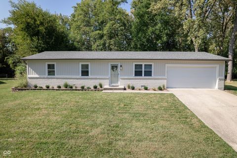 7002 Woodside Drive Indianapolis IN 46260