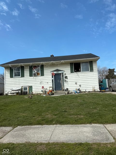 Photo of 2802 Carla Court, Indianapolis, IN 46219 (MLS # 22090885)