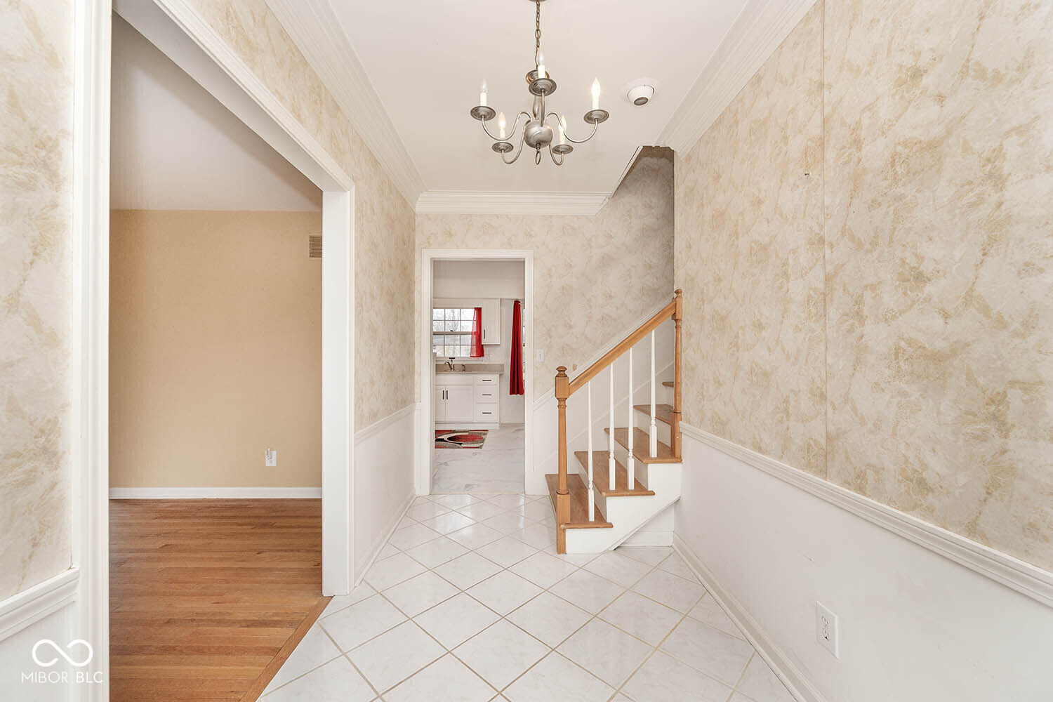 6030 N Emerson Avenue