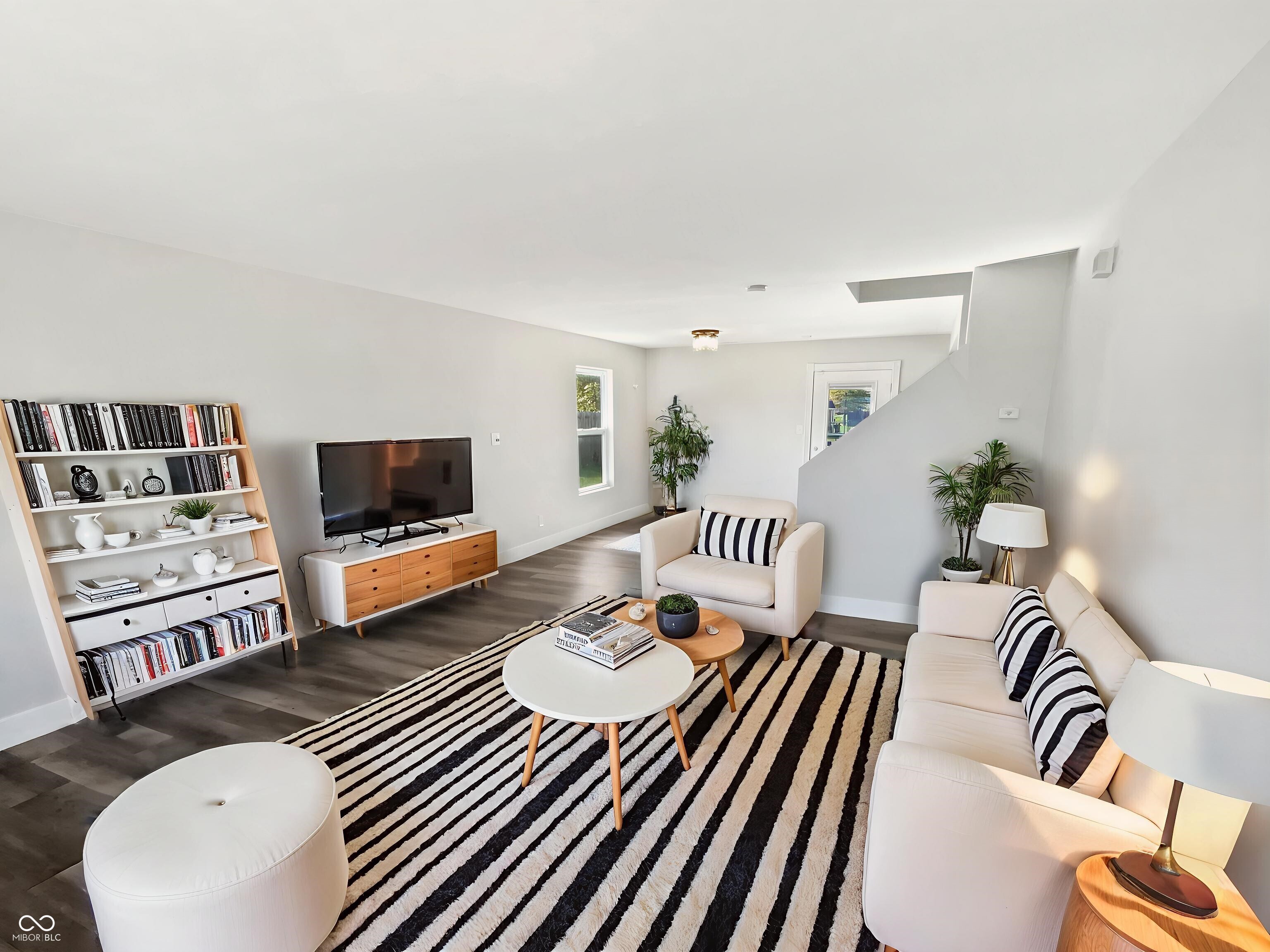 1654 Carriage Circle