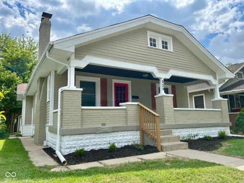 Photo of 829 N Chester Avenue, Indianapolis, IN 46201 (MLS # 22111946)