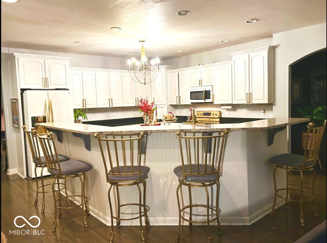 16424 Brookhollow Drive