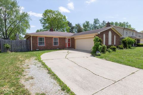 Photo of 709 Summitcrest Drive, Indianapolis, IN 46241 (MLS # 22096737)