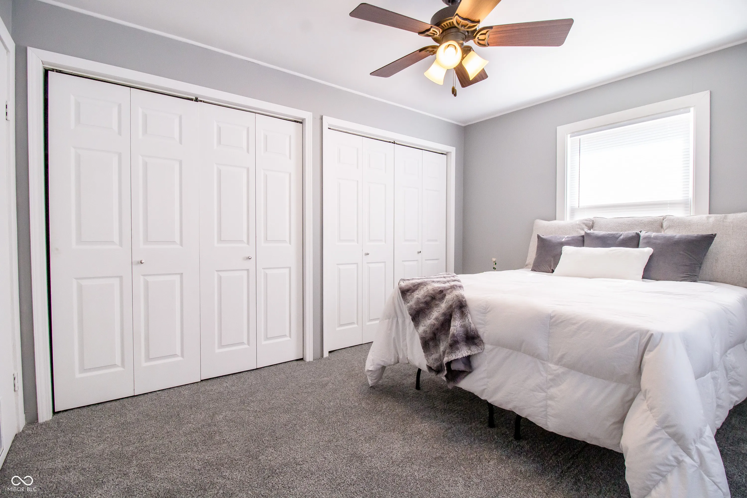 Columbus, Indiana 47201, United States, 2 Bedrooms Bedrooms, ,1 BathroomBathrooms,Residential,Pending,87761