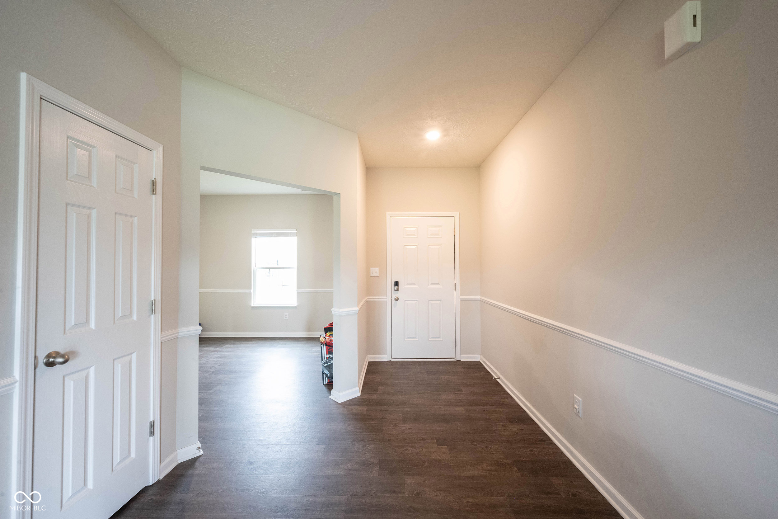 443 N Quartz Lane