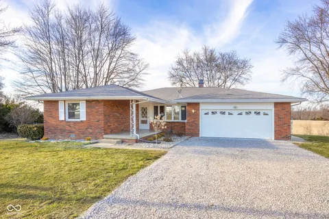 15620 E State Road 46, Columbus, IN 47203 - MLS#: 22026061